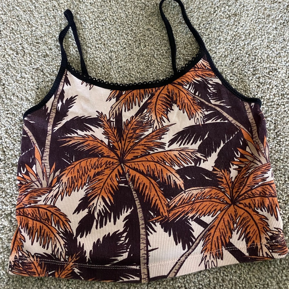 TOPSHOP size 6 crop top.